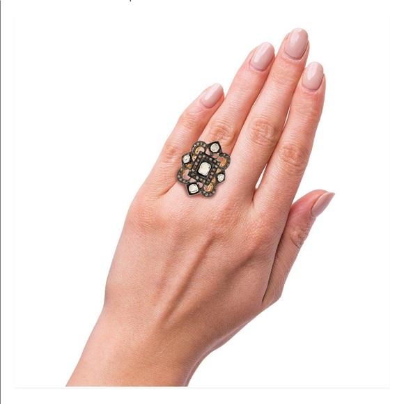 🍁Make Offer🍁.69ctw Silver and Gold Diamond Ring. No gold. - Picture 4 of 5